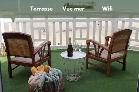 Luxury apartment ☀ with terrace and sea view