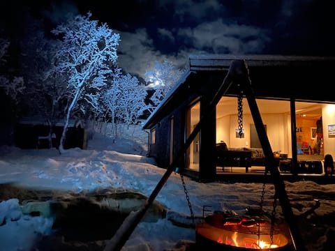 Popular Airbnb listing: Fantastic cabin and sauna close to Lyngsalpene. in Lyngen