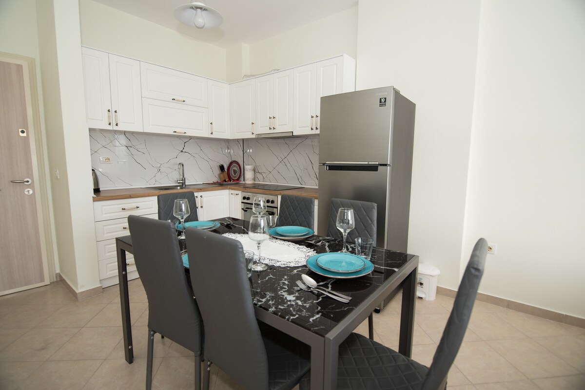 Listing 576208645347638998