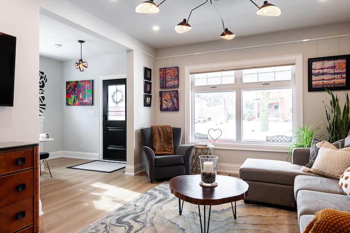 Grand Trunk Guest House & Gallery - Stratford, Canadá