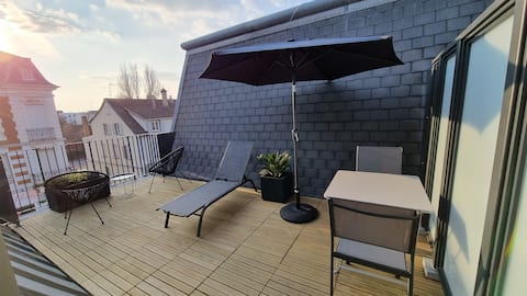 Beautiful 2 rooms with hyper-center terrace St Louis