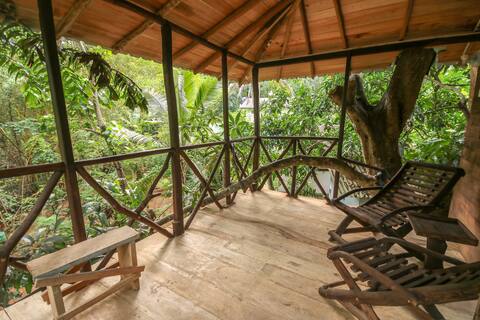 Green Park  house  5 AC Rooms.