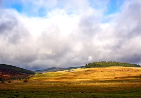Great view 3 bed bungalow, Tomintoul