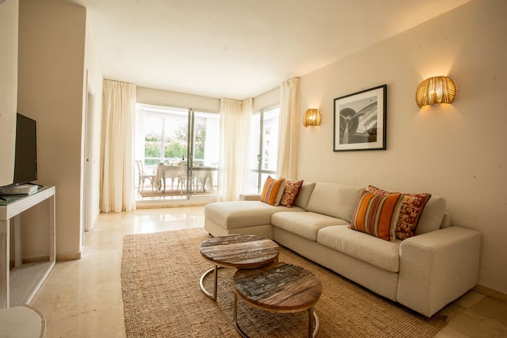 Entire home with 1 bedrooms in Marbella - Marbella - Tranquilo y bonito. Vistas al golf