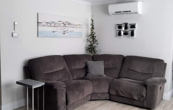 Recliners on each end of sectional make it comfortable for relaxing.  The heat pump provides your choice of heat, dehumidify  or air conditioning depending on the weather.
