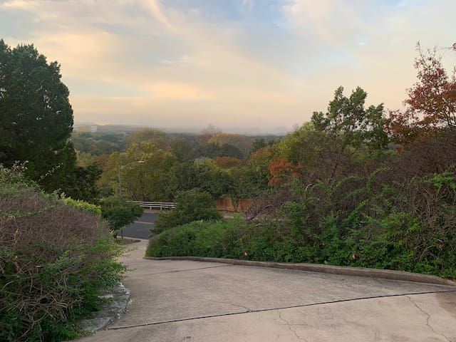 Entire Luxury residential home in Great Hills