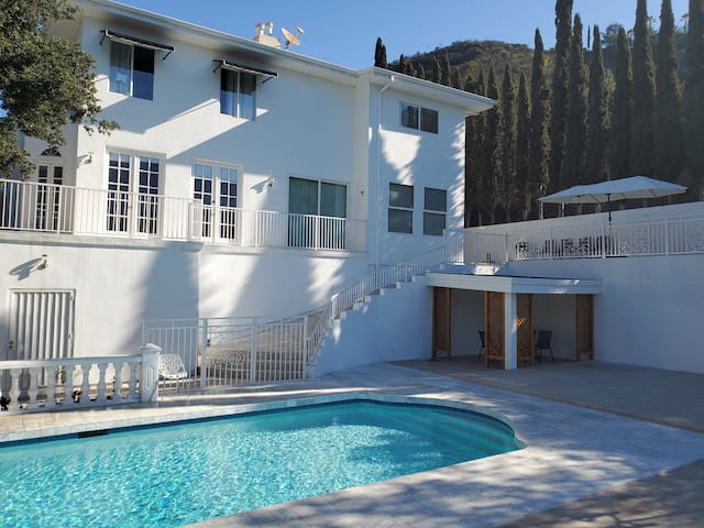 Laurel Canyon view with beautiful Swimming Pool