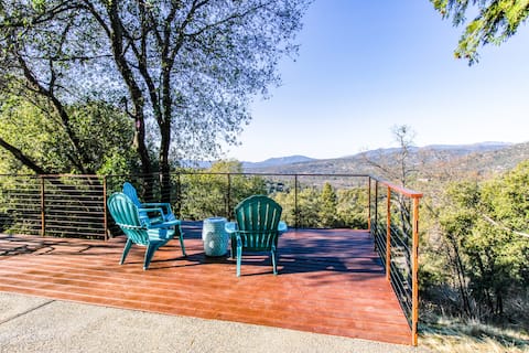 Mountain Views! | 3Bed:2Bath | 30 Mins to Yosemite