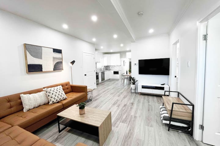 NEW! 3BDR St.Boniface Hospital-Downtown w/Parking