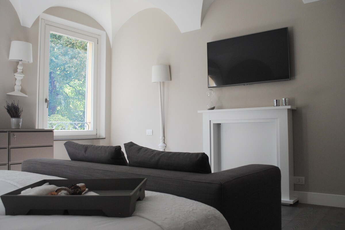 Annuncio Airbnb popolare: The Stylish Flat | Heritage Suite - Central&Quiet a Modena