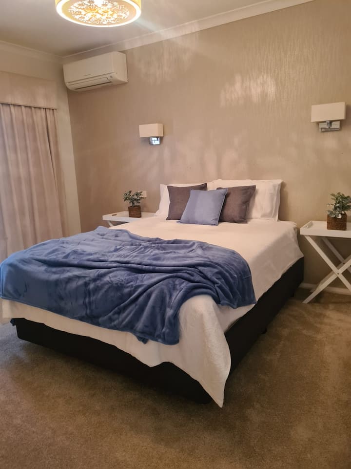 Chumba cha kulala 1 (Malkia)