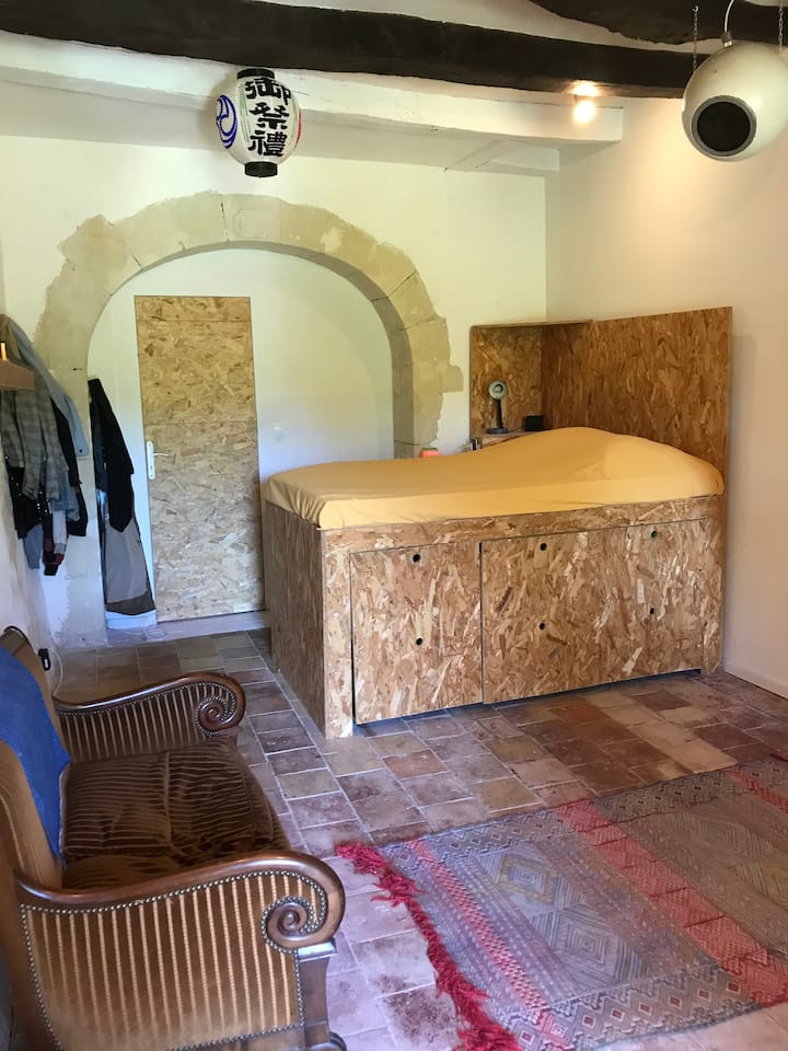 საძინებელი 3