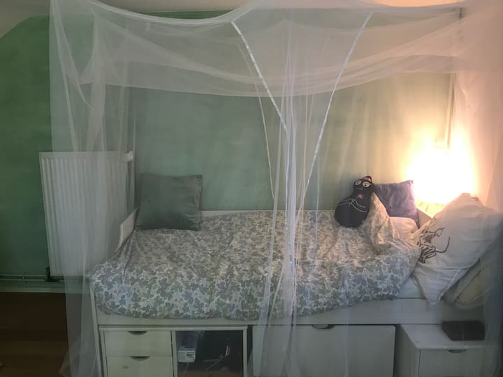 საძინებელი 2