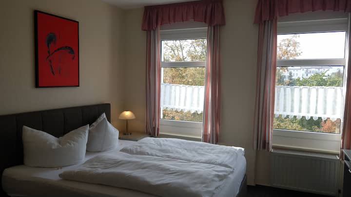 Hotel Am Sudenburger - Hof - Magdeburg