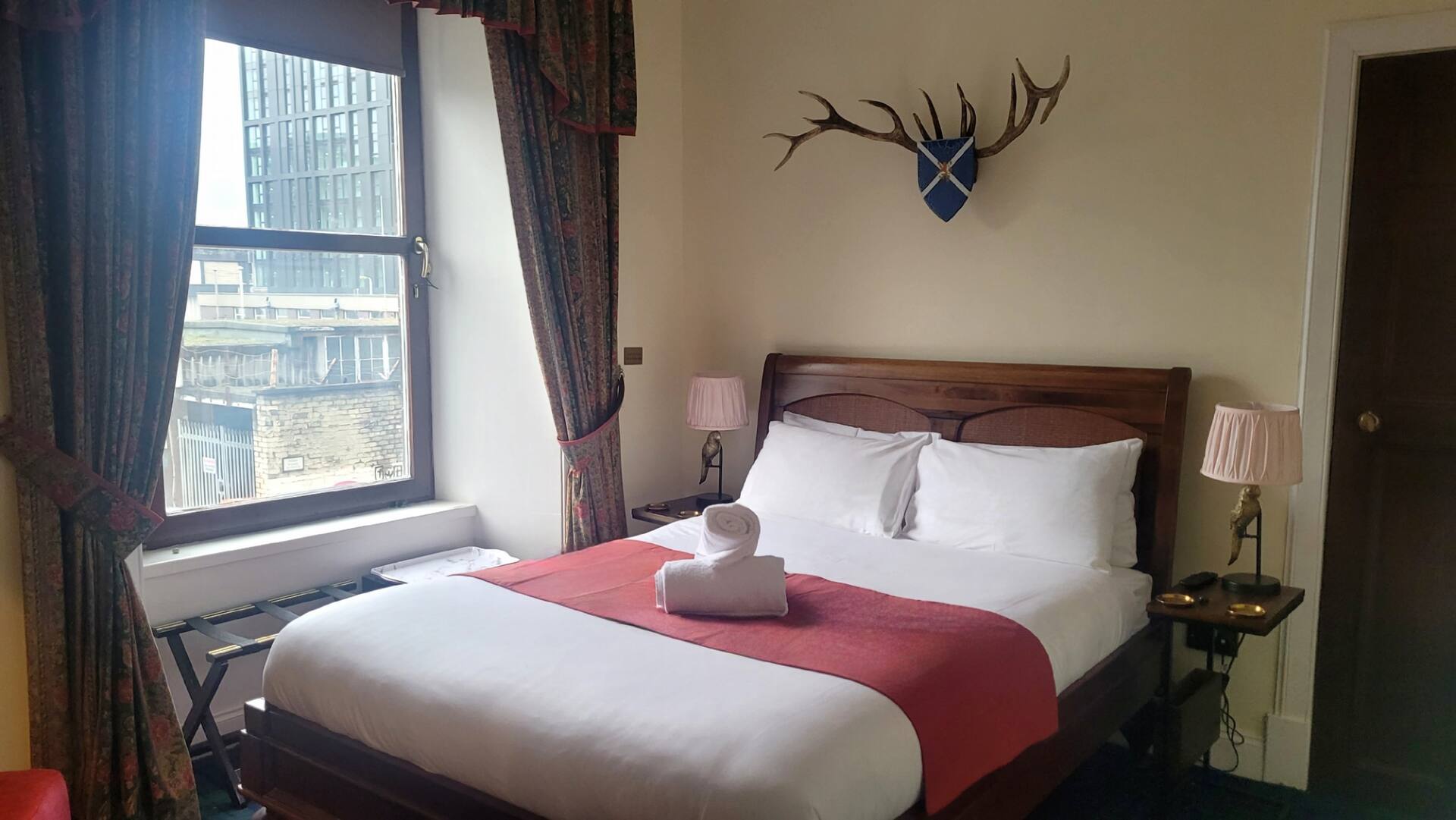Scottish Suite - 5 Minutes to Central Station