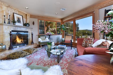Successful Airbnb property: Panoramic Mountain Vista Retreat in Los Angeles
