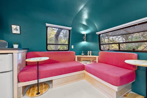 Successful Airbnb property: Super Cute Retro Airstream in Wimberley