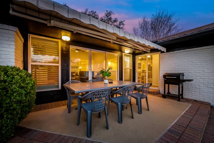 Welcoming Neighborhood 4 Bed 3 Bath Single Story gallery image 4