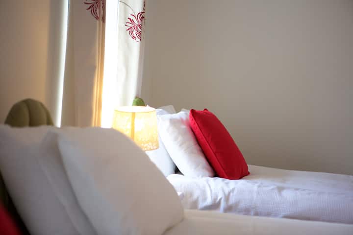 საძინებელი 1