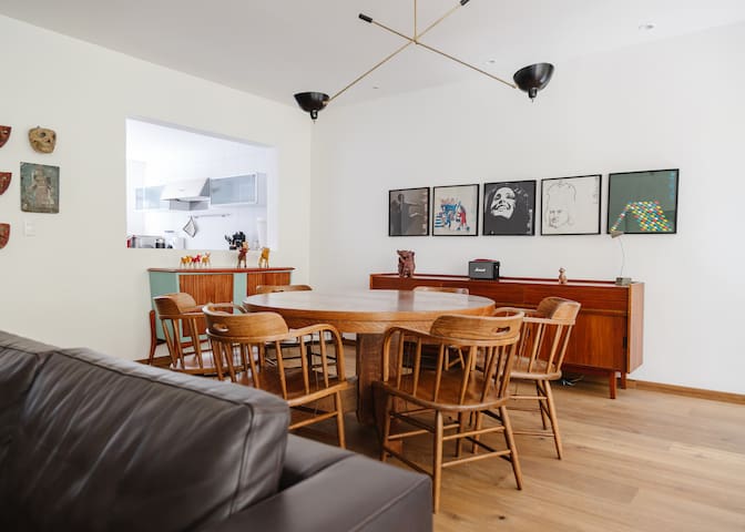 Monumental Park View Apartment | 3Br