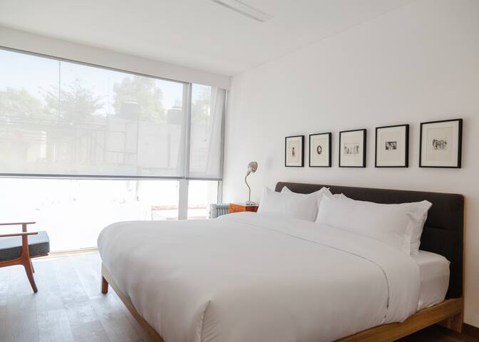 Monumental Park View Apartment | 3Br gallery image 3