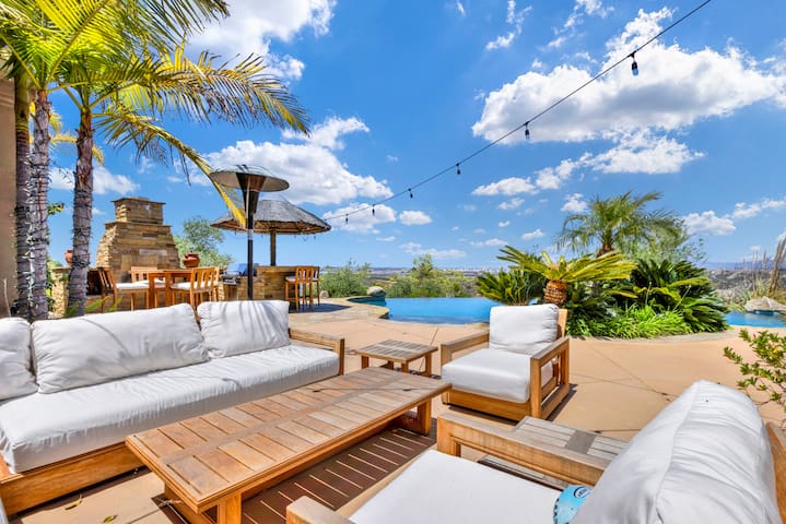 The French Chateau-Mins to Del Mar Track/Beach!