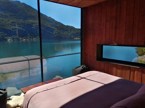 Water Shelter/Trayken/Lago Espolón/Futaleufú