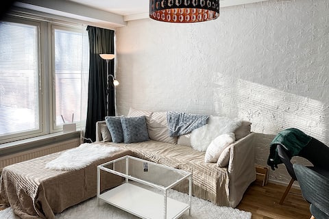 SAUNA+2 bedrooms+kitchen+living room in townhouse