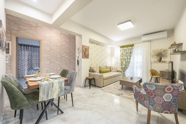 Unique apartment next to metro at Acropolis museum