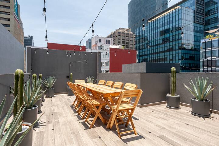 Stylish Duplex Nearby The Angel: Rooftop & Parking gallery image 4