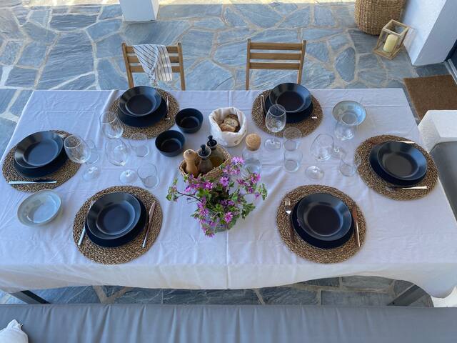 Acogedora casa en primera línea de mar Cadaqués. gallery image 5