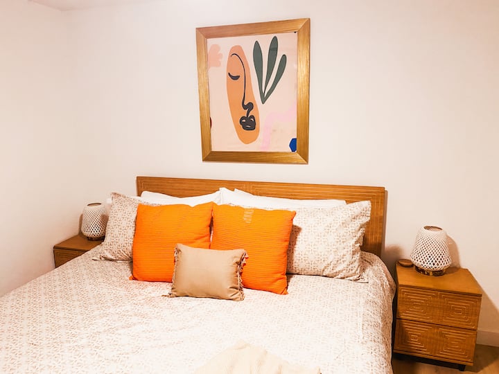 Dhomë gjumi elegante "king".