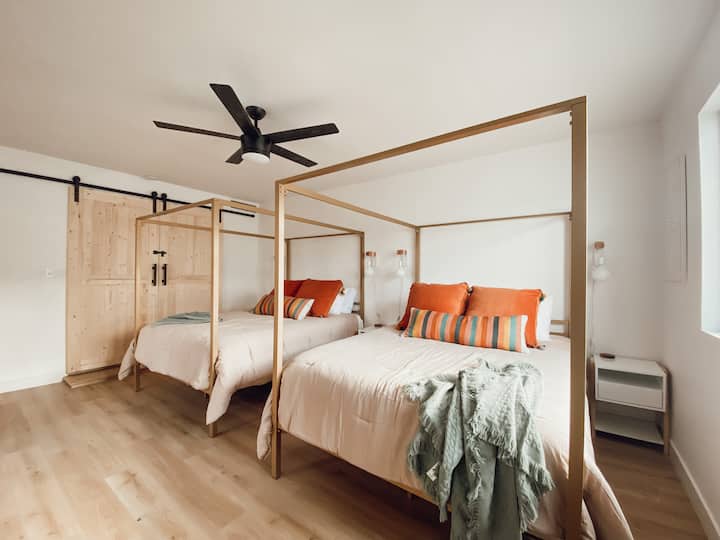 Dhomë gjumi e madhe dopio "queen".