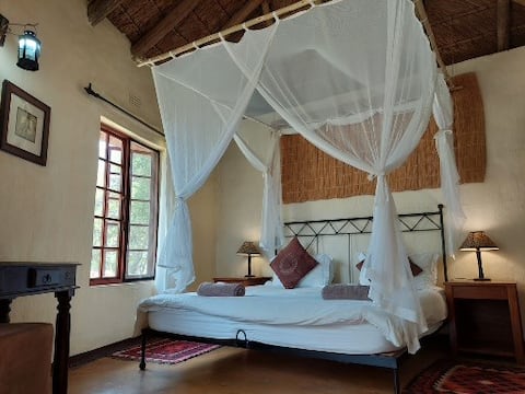 Bushbuck Cottage at Izintaba 2 bedroomed 4 sleeper