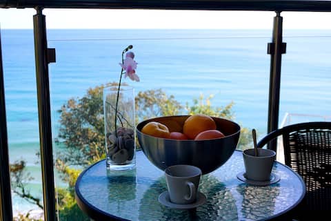 Apartment Byala Cliff - First line on the beach