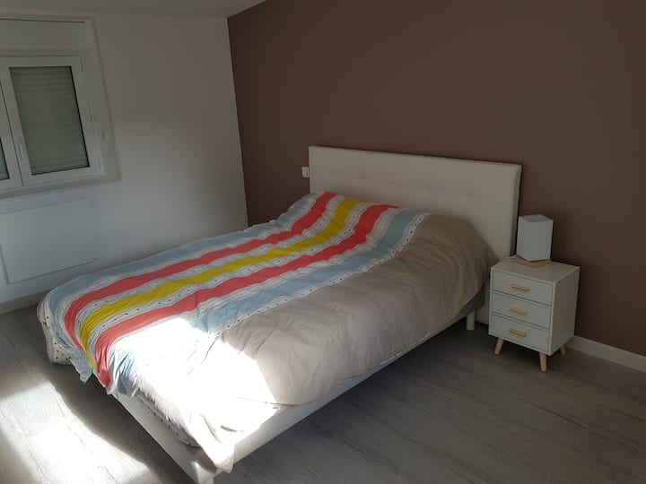 საძინებელი 1