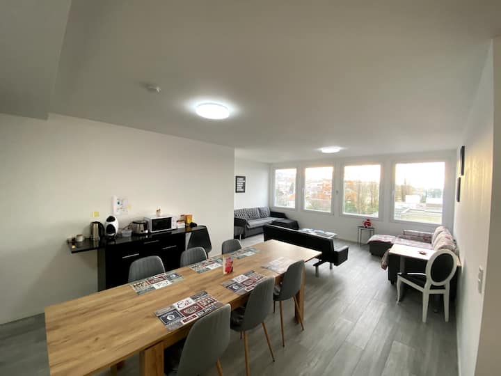 Beautiful apartment with a hot tub near EPFL