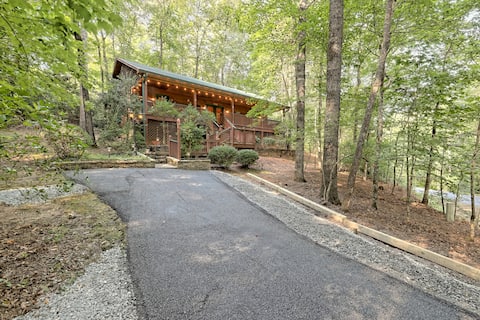 Lazy Daze Cabin: Cute & Cozy close to Restaurants