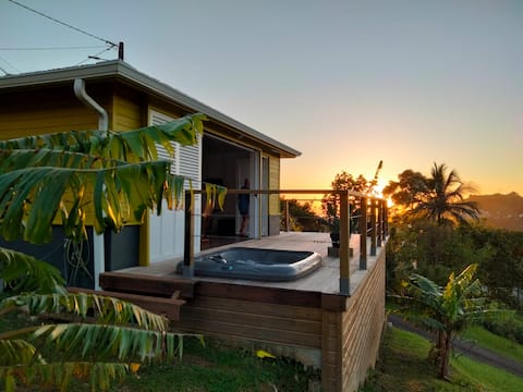 Creole Wooden Gite with Hot Tub - Le TiLokal