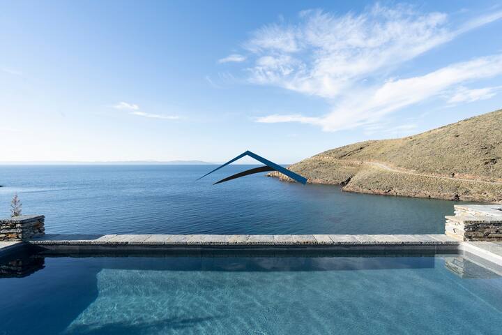 Luxurious Villa Thalassa, near the beach of Xyla gallery image 2