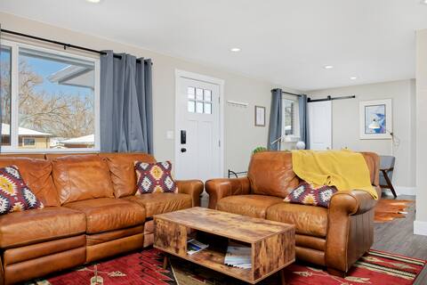 💫*Brand New*💫Luxurious Modern Family Friendly Home