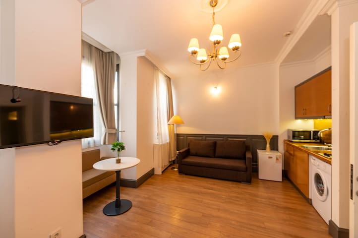 Pera Line Cihangir gallery image 3