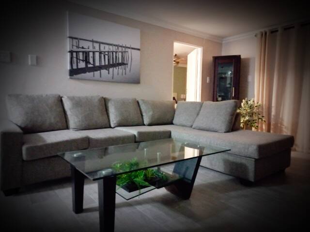 Bay-Side Apartment, Gordon’s Bay gallery image 5