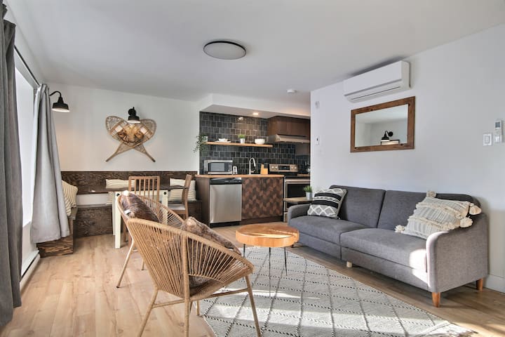 Unique and Sunny Top Floor Old Quebec Gem