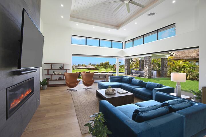 Spectacular View Home for 20! Ocean golf mountain! gallery image 2