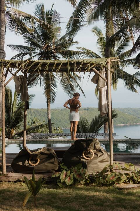 Romantic Bungalow./ Spice Trader