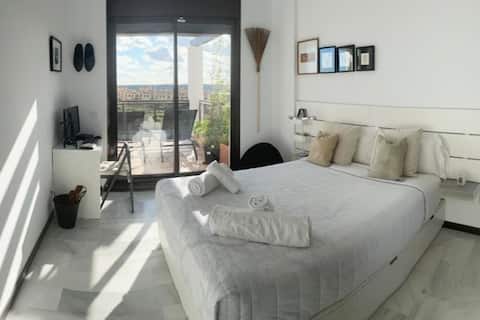 Relax in Premium place. Terrace, golf, view & sun