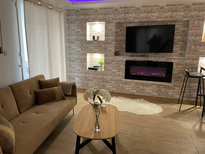 Superbe Appartement Avec Jacuzzi Et Sauna - Straatsburg