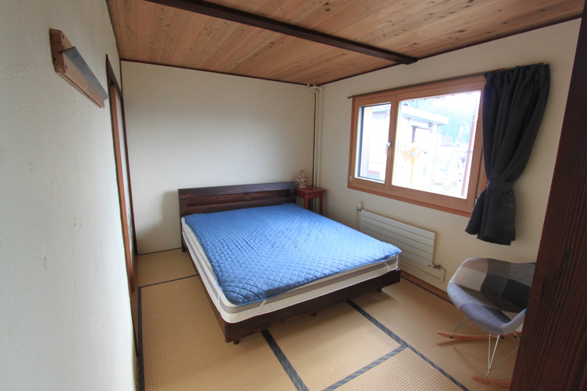 חדר שינה כפול עם נוף נהדר