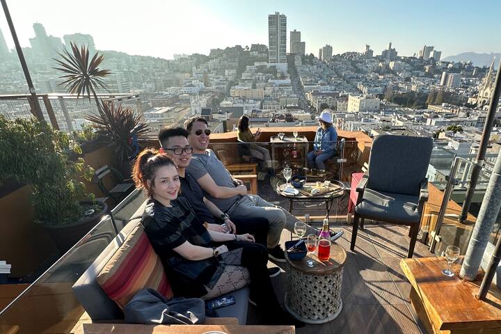 Spectacular Telegr. Hill Townhouse gallery image 3